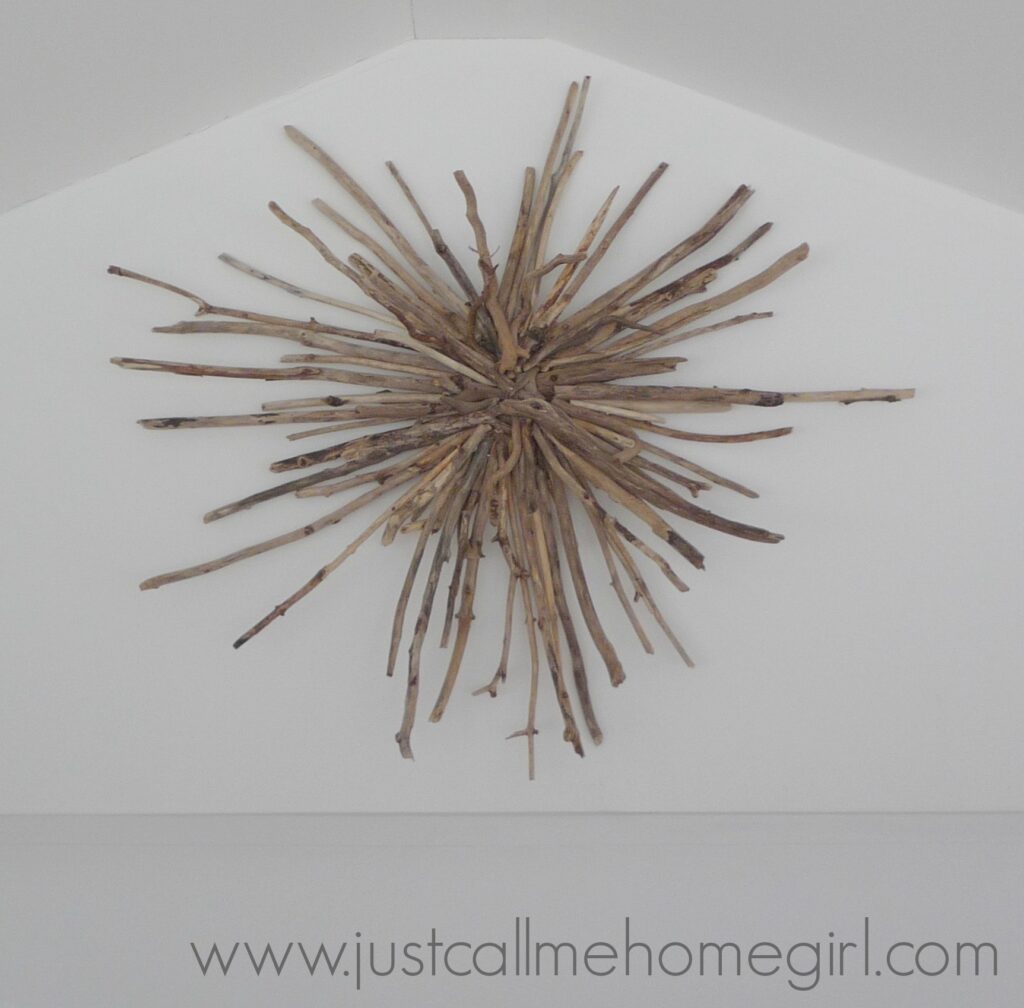 Beautiful driftwood sunburst with tutorial