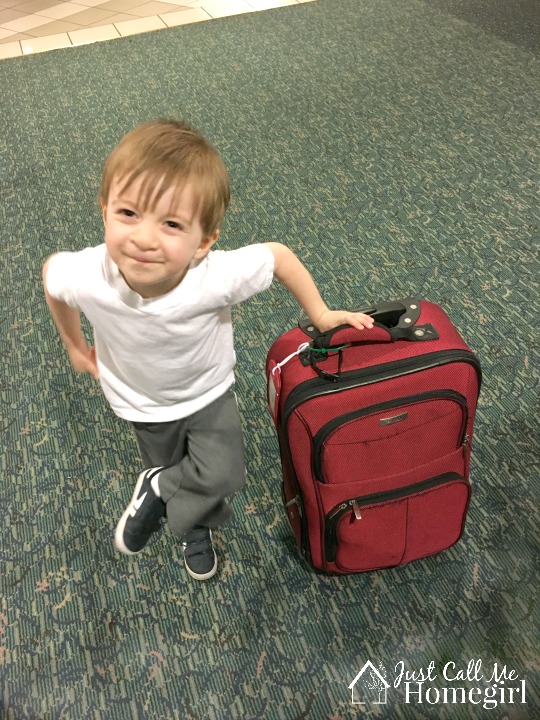 Tips for flying with young children