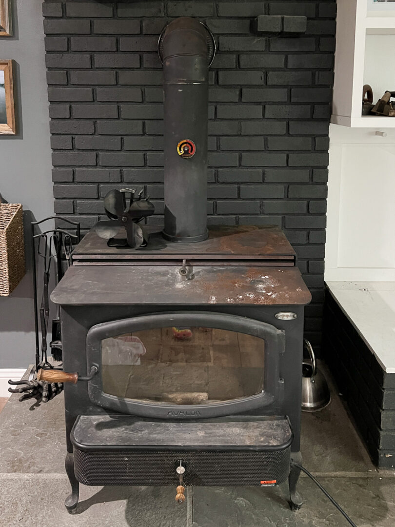 How to Paint a Wood Stove